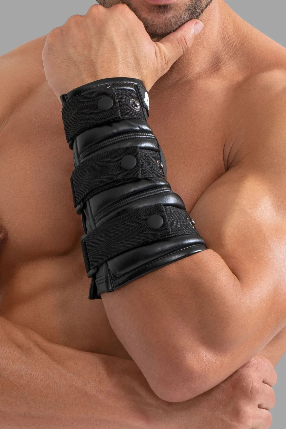 Wrist Wallet with Rubberized Zipper - Maskulo - MAC120 - YX - Maskulo Global (EU) Store