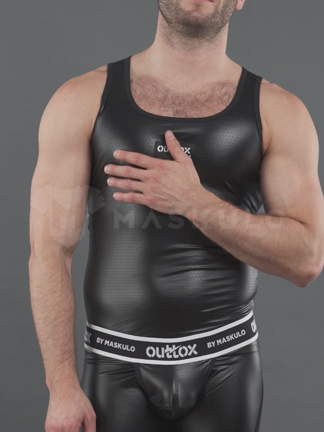 Outtox von Maskulo. Tanktop. Schwarz