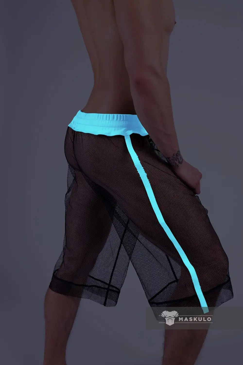 Youngero. Knee - Length Shorts. Regular Rear. White Neon - Maskulo - MSH227-Y1 - Maskulo EU Global Online Store